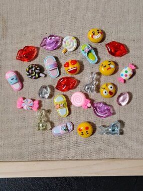 25 Pc Large Lips Candies Emoji's Flip Flops Rabbits & Eggs Bulletin Board Pins